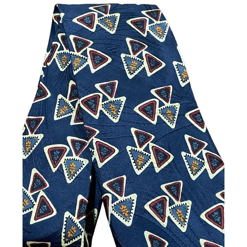 Abercrombie & Fitch / Blue Necktie / Geometric Print / Hand Sewn / Silk
